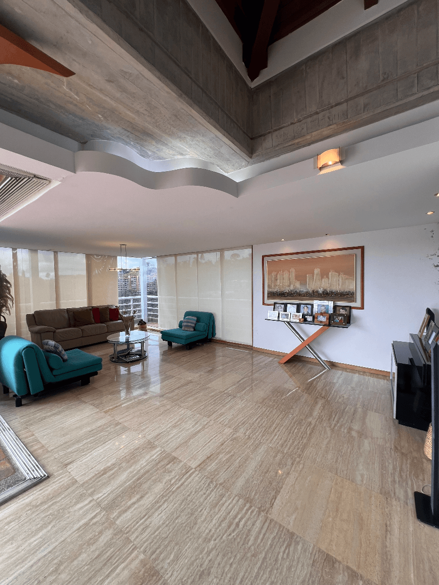 Fantastico Penthouse en Venta en el Hatillo - 3