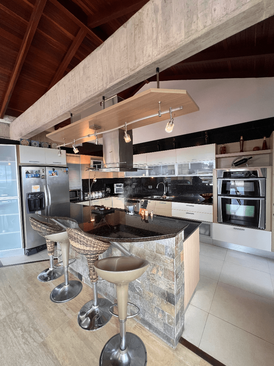 Fantastico Penthouse en Venta en el Hatillo - 12