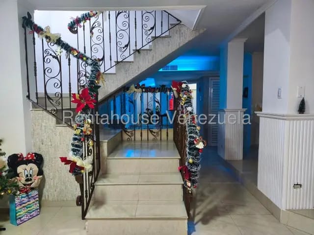 MLS 26-11386 VENTA DE TOWNHOUSE EN AV MILGRO NORTE .. - 3