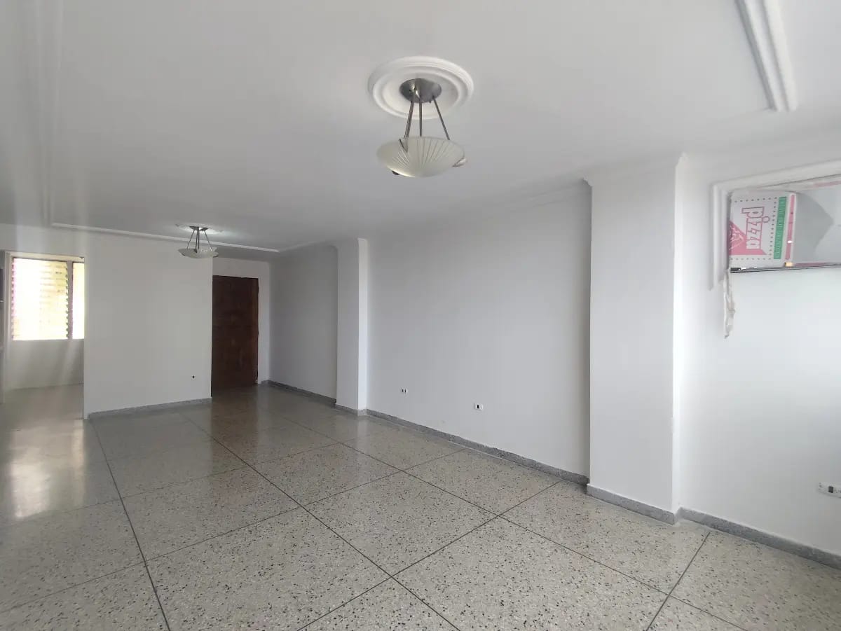 VENTA DE APARTAMENTO EN ZONA OESTE RES LA FLORIDA - 3