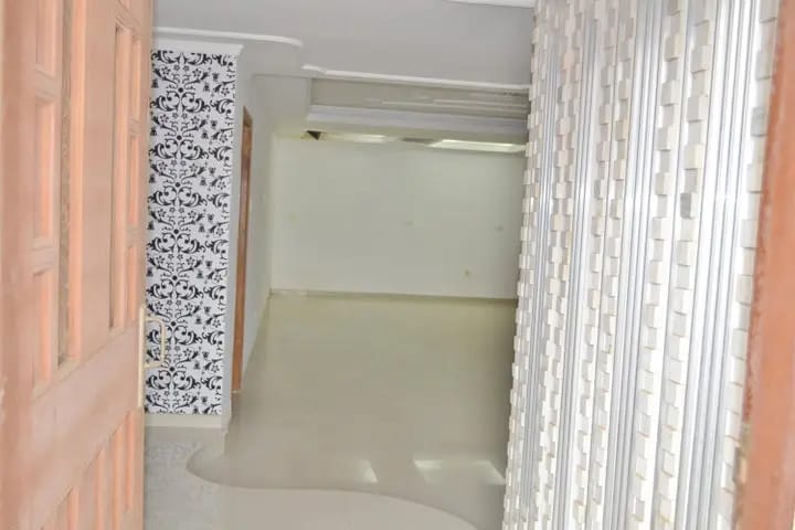 MLS 25-9740 VENTA DE APARTAMENTO EN VILLA ESPERANZA CON AMPLIOS ESPACIOS . - 2