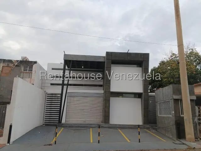 MLS 26-16787 VENTA DE EDIFICIO EN BELLOSO CON EXCELENTE UBICACION ..