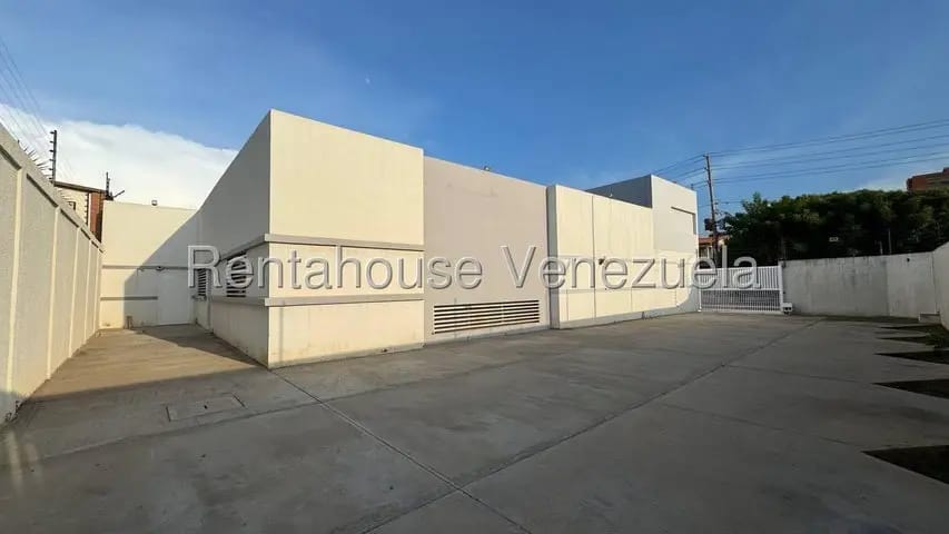 MLS 26-18930 ALQUILER DE CASA COMERCIAL EN LA ESTRELLA - 2