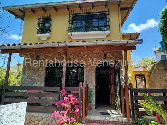 Bella casa venta San Antonio de los ALtos Amarillo - 4