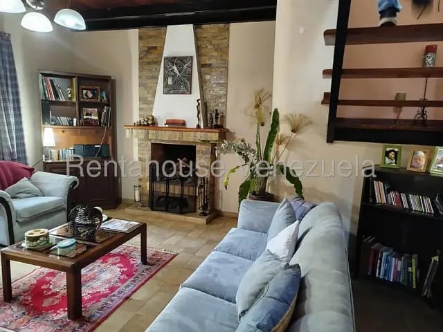 Bella casa venta San Antonio de los ALtos Amarillo - 6