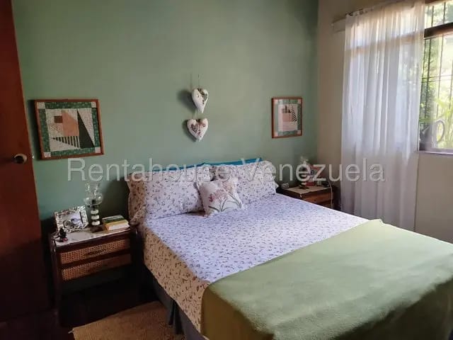 Bella casa venta San Antonio de los ALtos Amarillo - 8