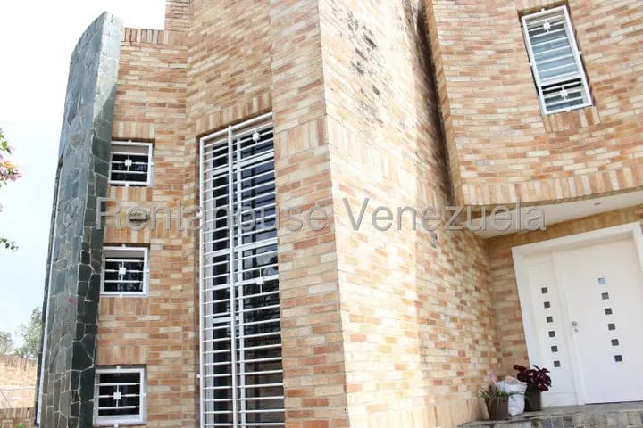 Bellisima casa venta Club De Campo San Antonio - 4