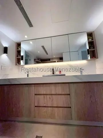 Majestuoso apartamento venta La Castellana MLS 26-18597 - 8