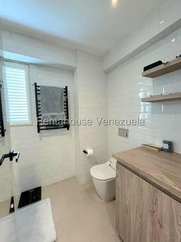 Majestuoso apartamento venta La Castellana MLS 26-18597 - 10