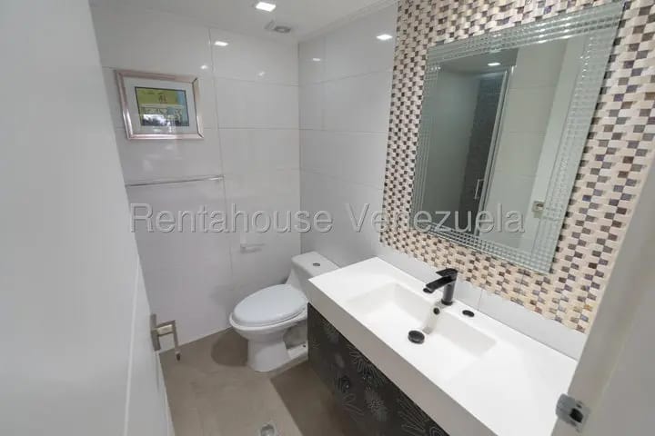 Impactante y Remodelado Apartamento venta Carrizal MLS 26-13008 - 12