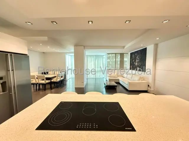 Moderno y con pozo de agua apartamento venta Los Palos Grandes MLS 26-15296 - 4