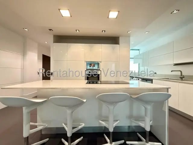 Moderno y con pozo de agua apartamento venta Los Palos Grandes MLS 26-15296 - 6