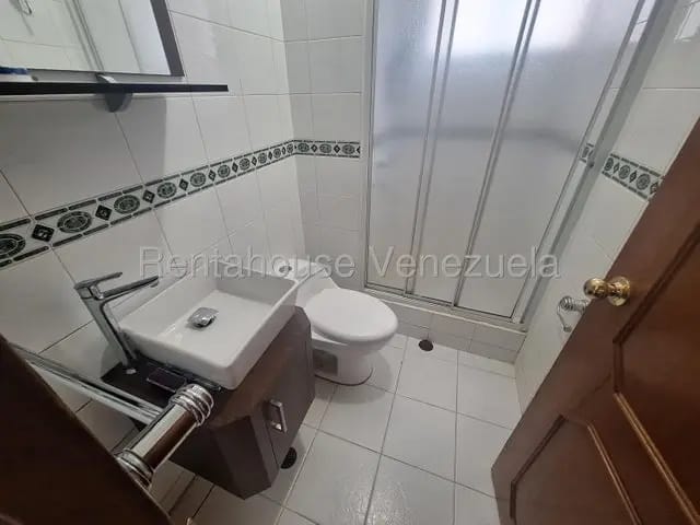 Gran apartamento venta Santa Paula MLS 26-9981 - 12