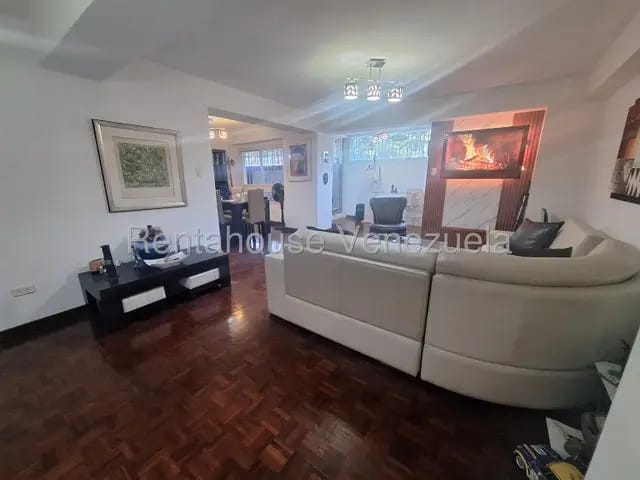 Gran apartamento venta Santa Paula MLS 26-9981 - 17