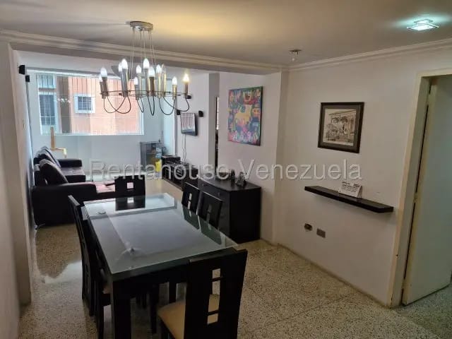 Remodelado apartamento venta Santa Eduvigis MLS 26-18650 - 2