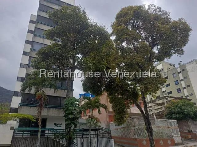 Amplio y moderno apartamento venta San Bernardino MLS 26-16541