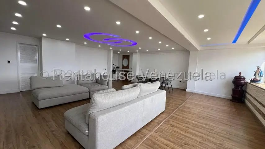 Remodelado apartamento venta San Bernardino MLS 26-17125 - 10