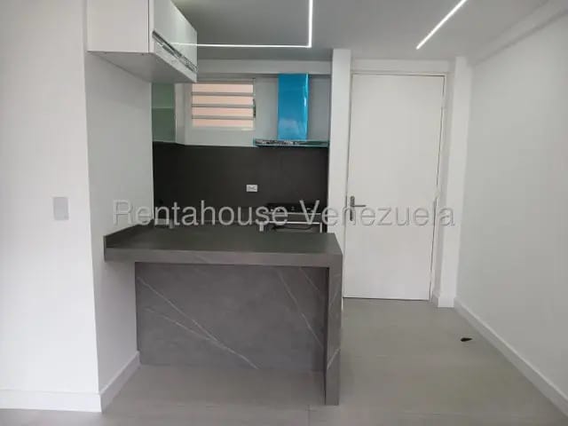 Apartamento a estrenar venta Lomas del Sol MLS 26-18791
