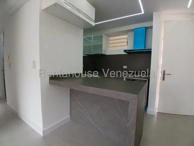 Apartamento a estrenar venta Lomas del Sol MLS 26-18791 - 3