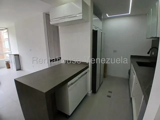 Apartamento a estrenar venta Lomas del Sol MLS 26-18791 - 4