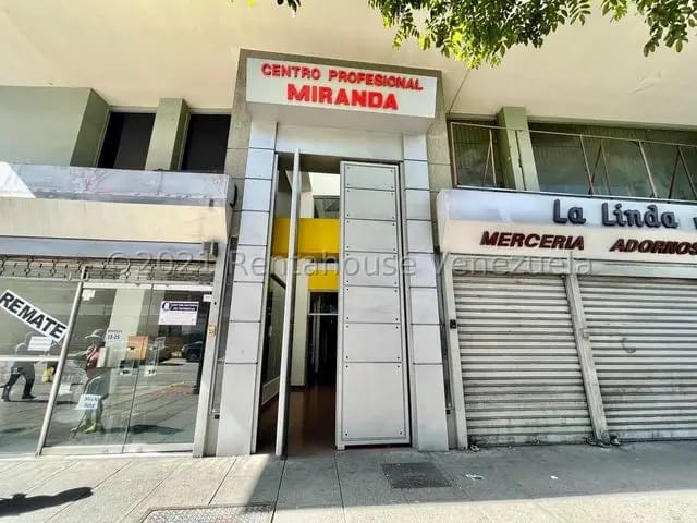 Gran Oportunidad Oficina venta Av. Francisco de Miranda MLS 26-18744