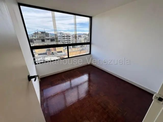 Espectacular apartamento venta Los Palos Grandes MLS 26-18813 - 10