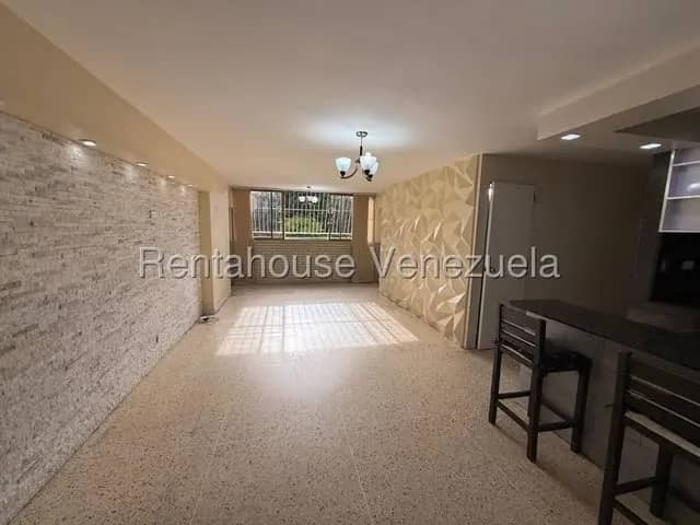 Apartamento venta Fuerzas Armadas MLS 26-18824