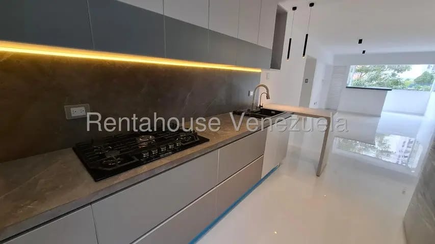 Precioso y remodelado Apartamento venta San Luis MLS 26-18994 - 12