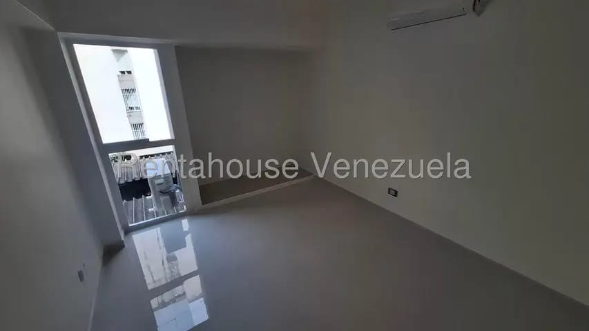 Precioso y remodelado Apartamento venta San Luis MLS 26-18994 - 14
