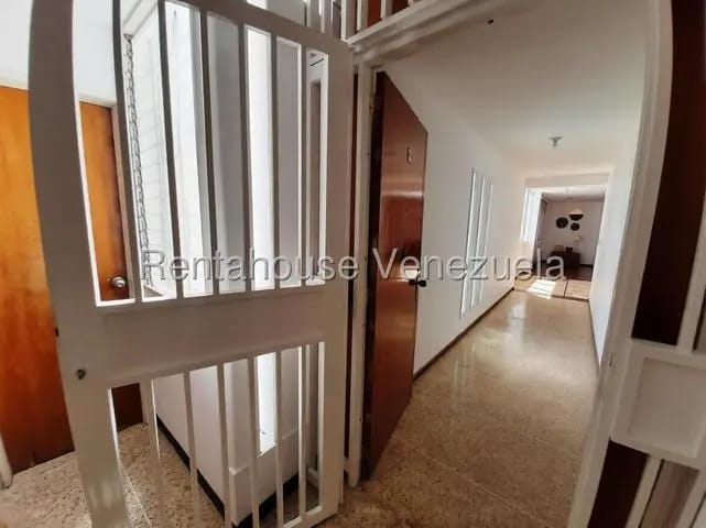 PH venta Los Palos Grandes MLS 26-16668 - 2
