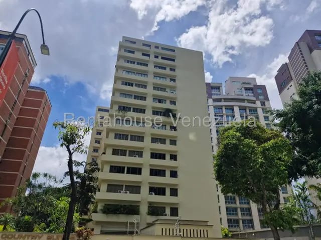 Apartamento venta Campo Alegre MLS 26-19034