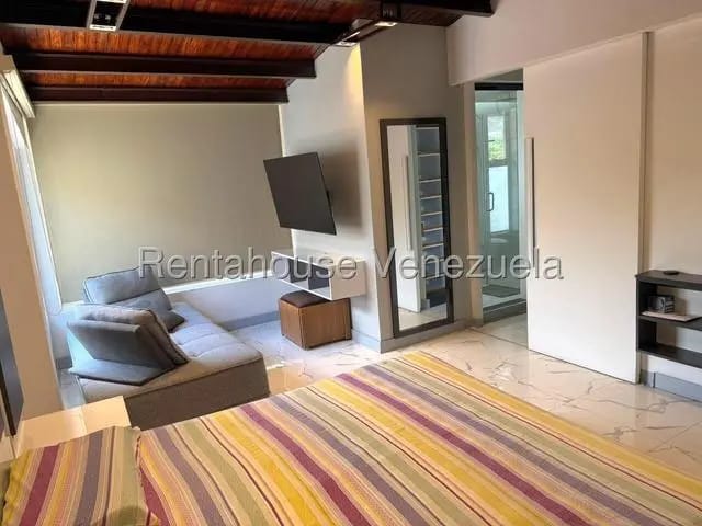Majestuosa casa venta La Trinidad MLS 26-19014 - 5
