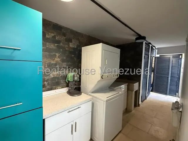 Majestuosa casa venta La Trinidad MLS 26-19014 - 11