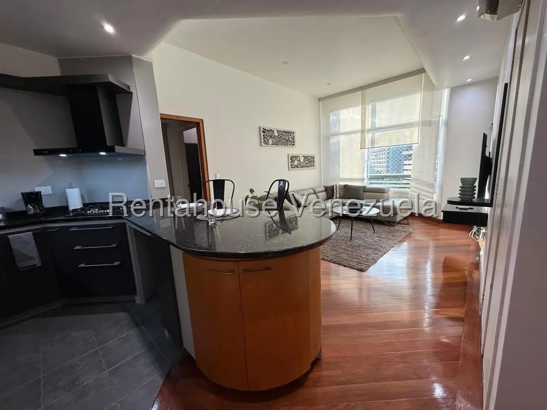 Precioso apartamento venta El Rosal MLS 26-13902 - 2