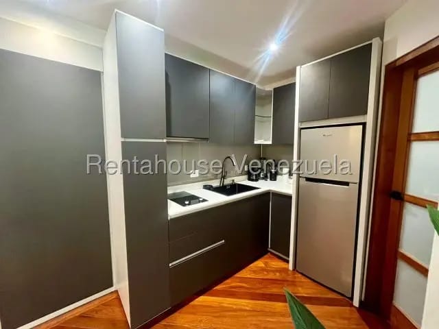 Glamoroso apartamento venta El Rosal MLS 26-13907 - 4