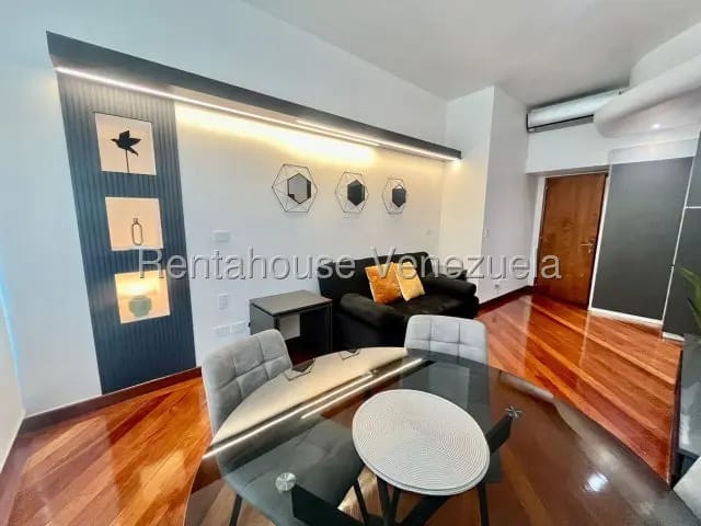 Glamoroso apartamento venta El Rosal MLS 26-13907 - 10