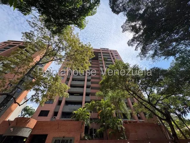 Impactante apartamento venta El Rosal MLS 26-17292