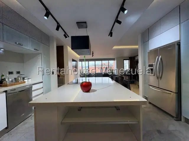 Impactante apartamento venta El Rosal MLS 26-17292 - 8