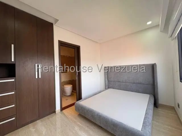 Impactante apartamento venta El Rosal MLS 26-17292 - 10