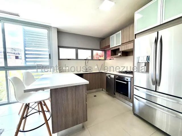 Bello apartamento venta La Castellana MLS 26-16448 - 4