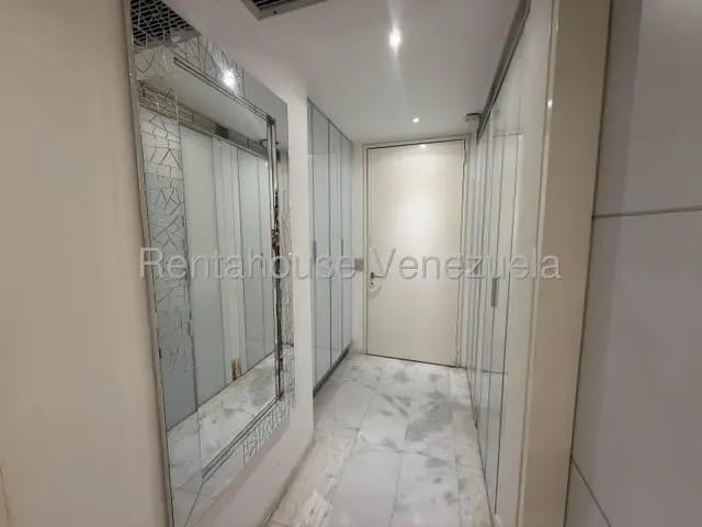 De lujo apartamento venta La Castellana MLS 26-16768 - 4