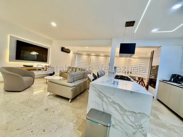 Moderno apartamento venta La Castellana MLS 26-18504 - 5