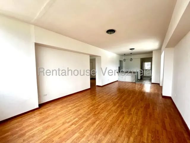 Tremendo apartamento venta Santa Paula MLS 26-19166 - 4