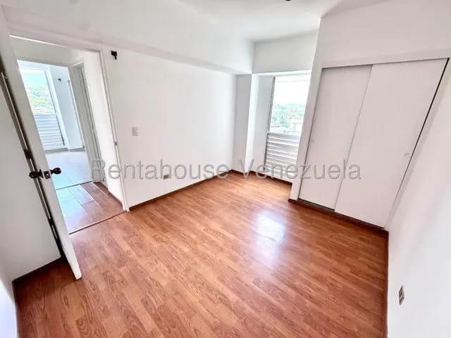 Tremendo apartamento venta Santa Paula MLS 26-19166 - 8