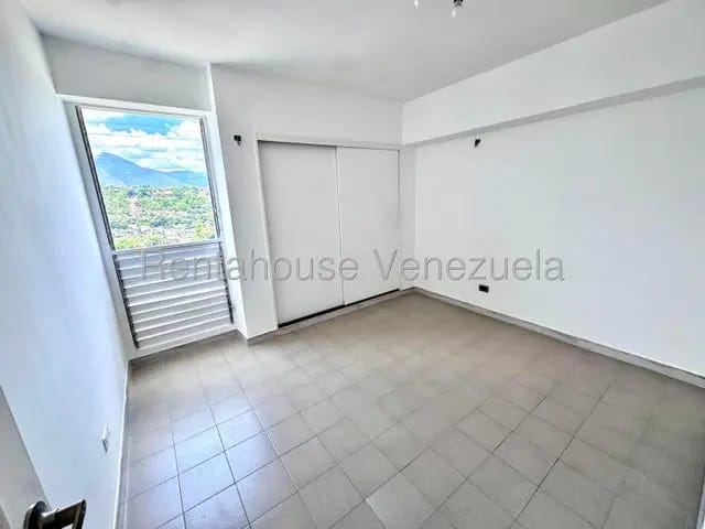 Tremendo apartamento venta Santa Paula MLS 26-19166 - 9
