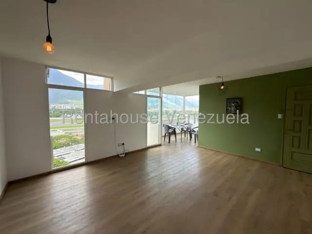 Remodelado Apartamento venta Chuao MLS 26-19306 - 3