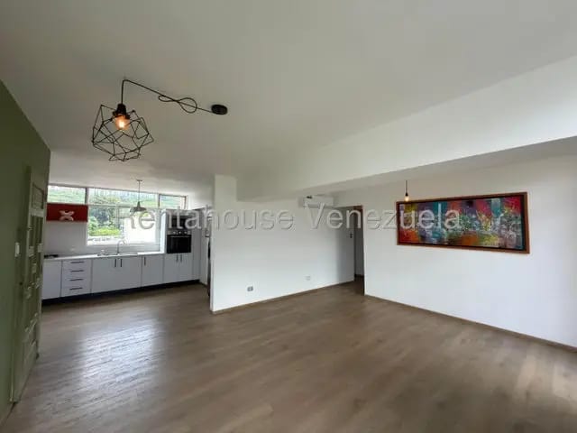 Remodelado Apartamento venta Chuao MLS 26-19306 - 4