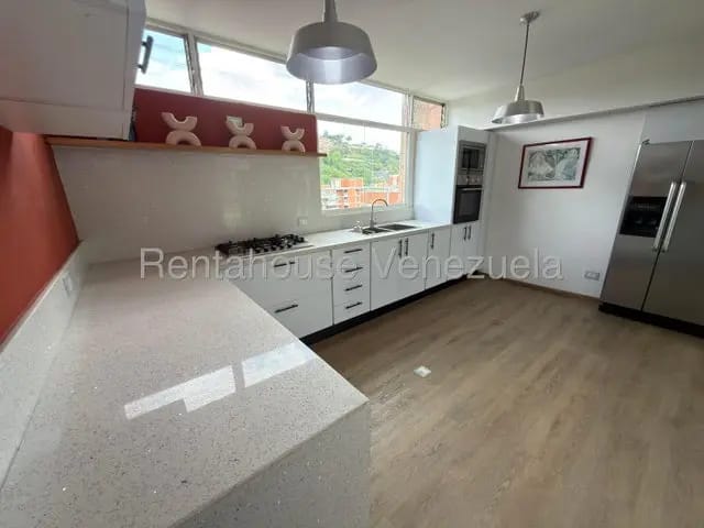 Remodelado Apartamento venta Chuao MLS 26-19306 - 12