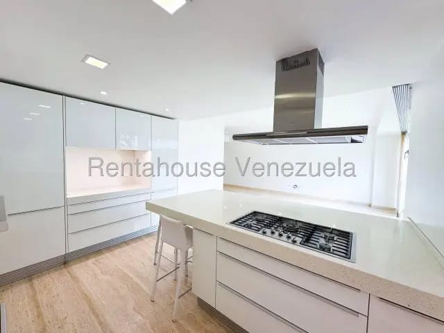 listo y Mderno apartamento venta Campo Alegre MLS 26-19315 - 10