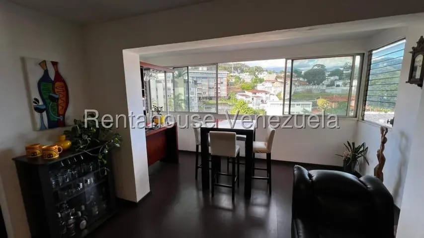 Espacioso apartamento venta Cumbres de Curumo MLS 26-13528 - 6